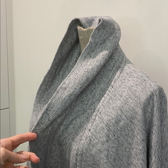 Aritzia Wilfred Diderot Cocoon Sweater Medium Grey Open Front Cardigan - Picture 11 of 16